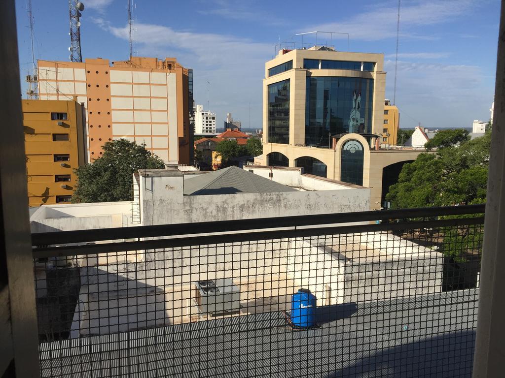 City Hotel 波萨达斯 外观 照片