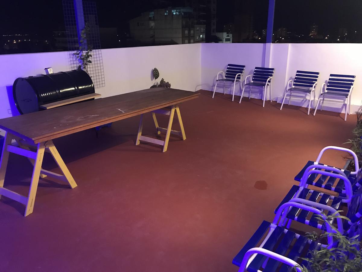 City Hotel 波萨达斯 外观 照片